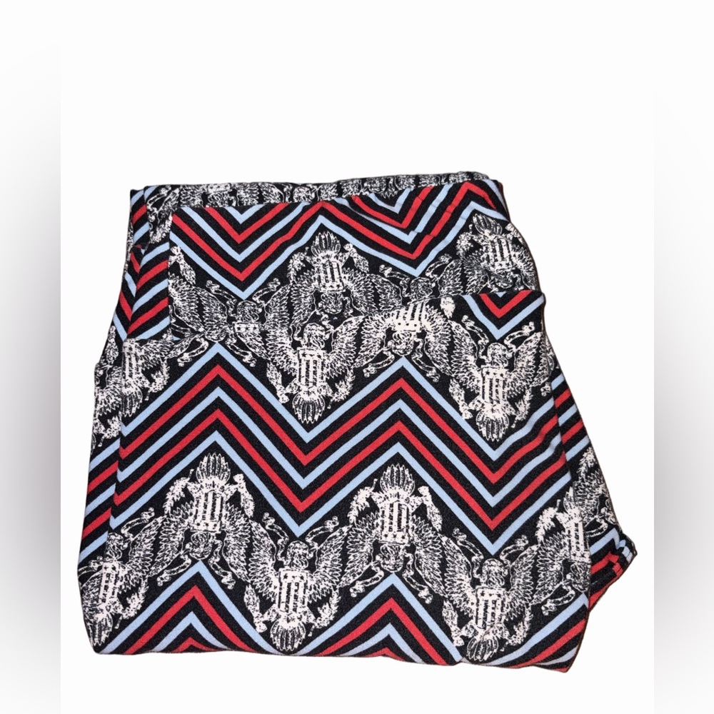 LuLaRoe Geometric Chevron Leggings Buttery Soft Stretch